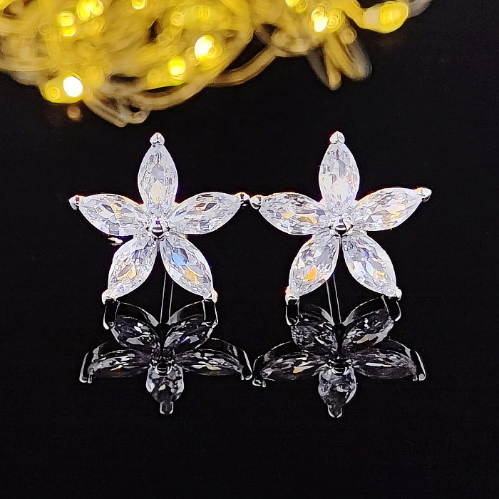 1 Pair Fashion Leaf Heart Shape Butterfly Copper Inlay Zircon Ear Studs