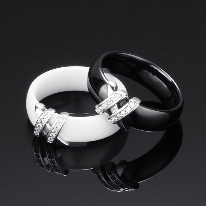 Bague créative en acier titane et diamant incrusté de Double X, en céramique noire et blanche