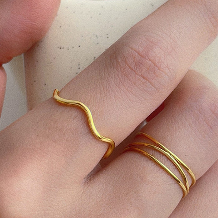 Anéis de aço de titânio com ondas de estilo simples a granel