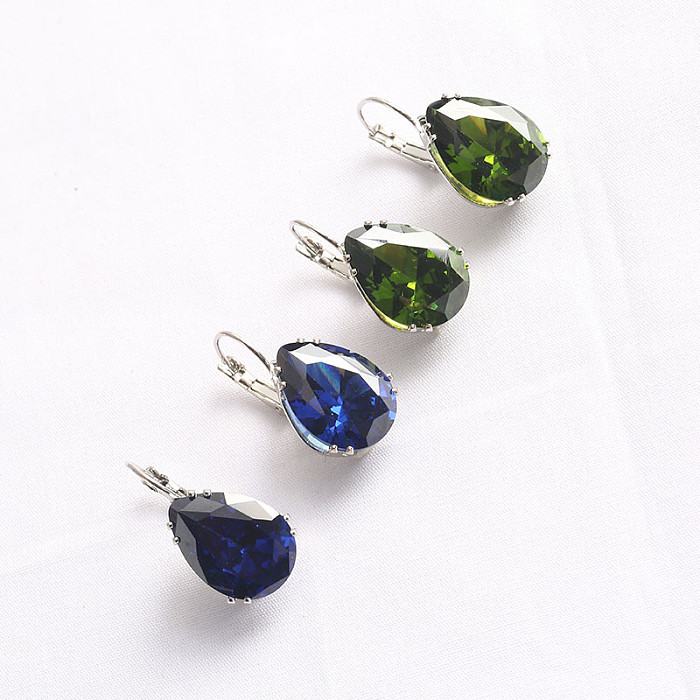1 Pair Casual Sweet Simple Style Oval Water Droplets Inlay Copper Zircon Ear Studs