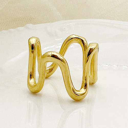 Simple Style Geometric Stainless Steel Gold Plated Wave Ring In Bulk