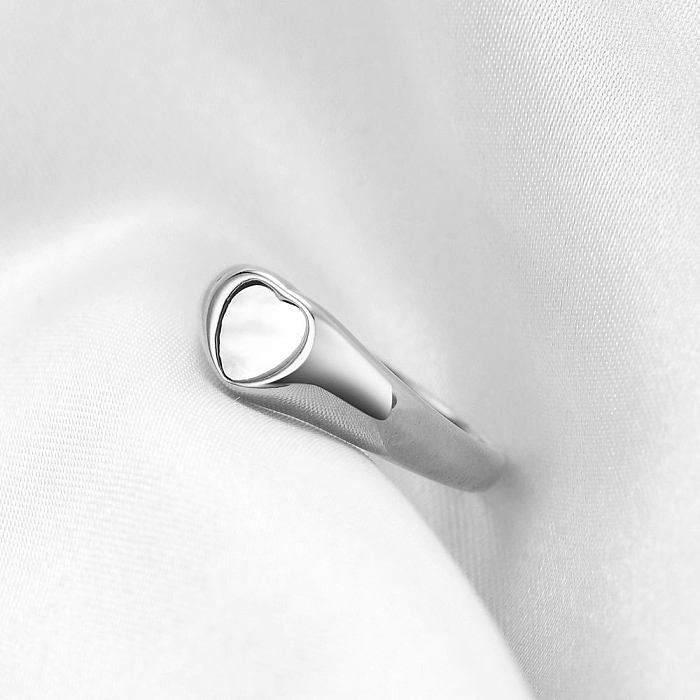 Anéis de concha de titânio em formato de coração da moda