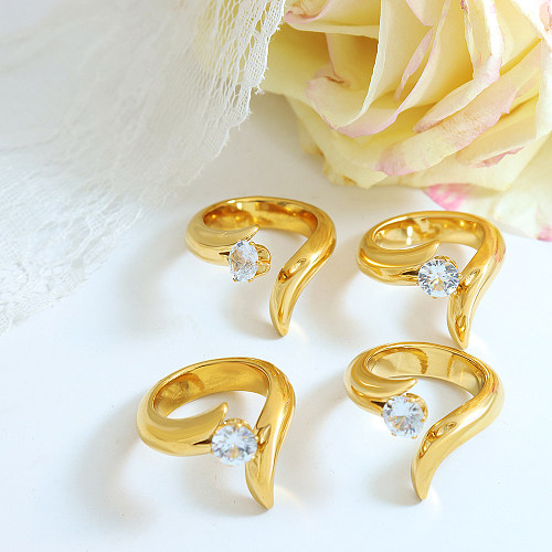 Luxuosos anéis banhados a ouro 18K com embutimento de aço de titânio geométrico brilhante e luxuoso