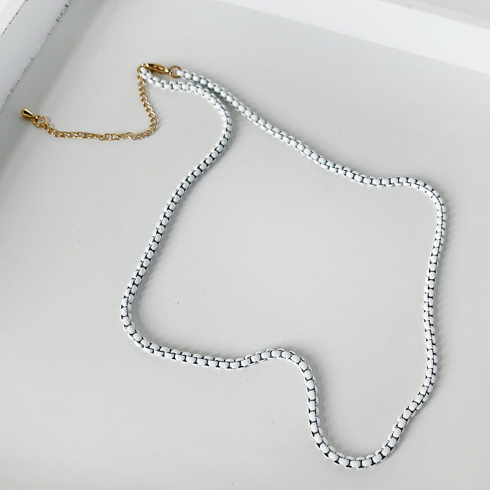 Schlichter Stil, einfarbige Kupfer-Spray-Lack-Beschichtung, 14-karätig vergoldete Halskette