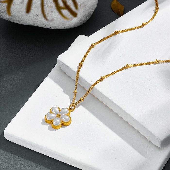 Collar chapado en oro de los pendientes de las perlas artificiales del chapado de acero titanio de la flor dulce