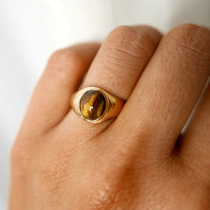 Ovale Retro-Ringe mit Edelstahlbeschichtung und Achat-18-Karat-Vergoldung