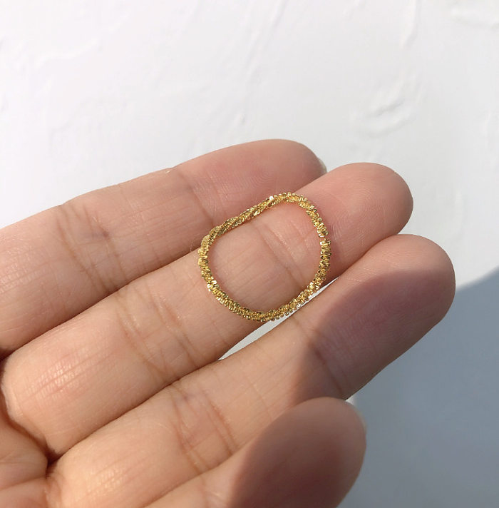 Anel de corrente de couve-flor espumante de aço titânio com design de moda