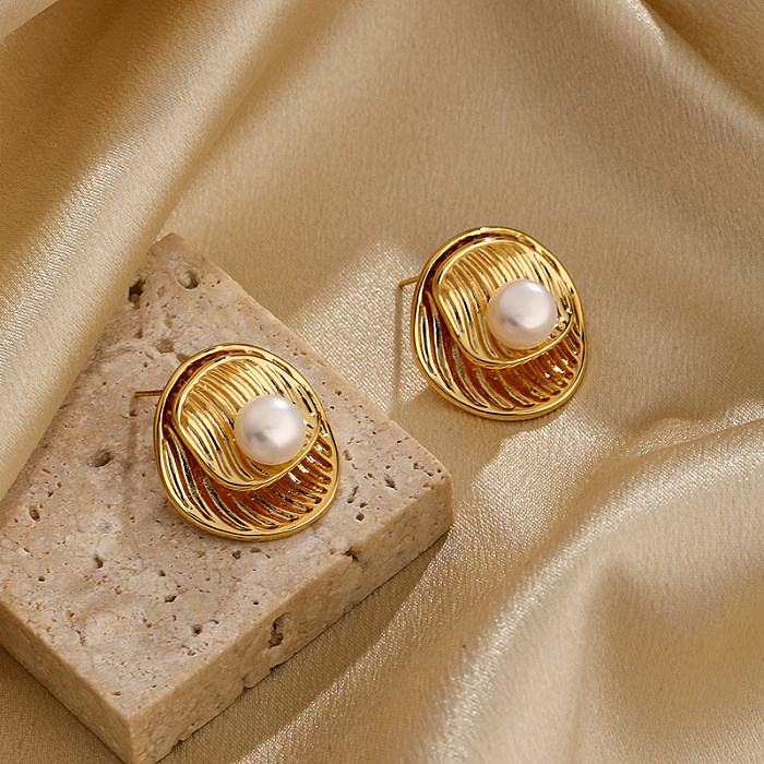 1 par de pendientes chapados en capas de Color sólido con incrustaciones de perlas de cobre chapados en oro de 18 quilates de estilo Simple