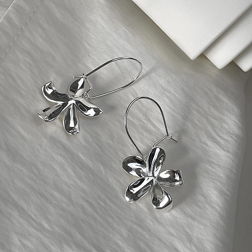 1 Pair Elegant Flower Plating Copper Earrings