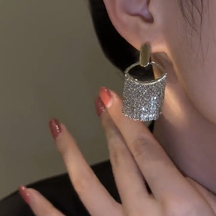 1 Pair Elegant Shiny Geometric Tassel Copper Tassel Plating Gold Plated Silver Plated Earrings