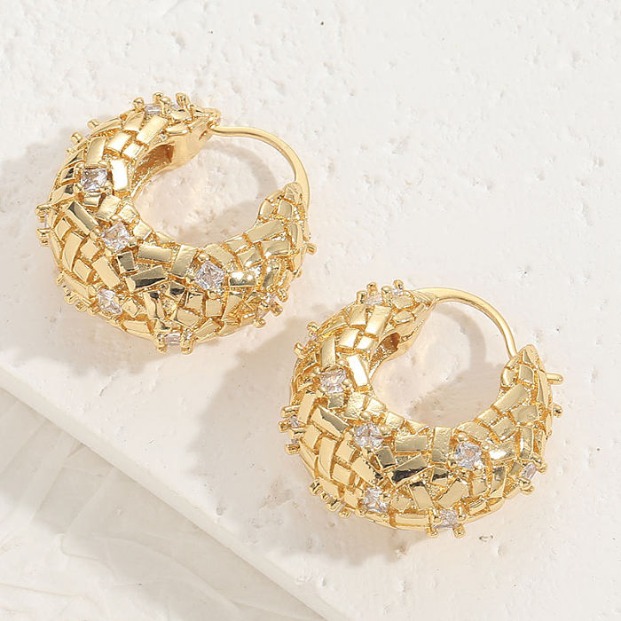 1 Paar elegante, klassische Ohrringe mit einfarbiger Verkupferung und Inlay aus Zirkon mit 14-Karat-Vergoldung