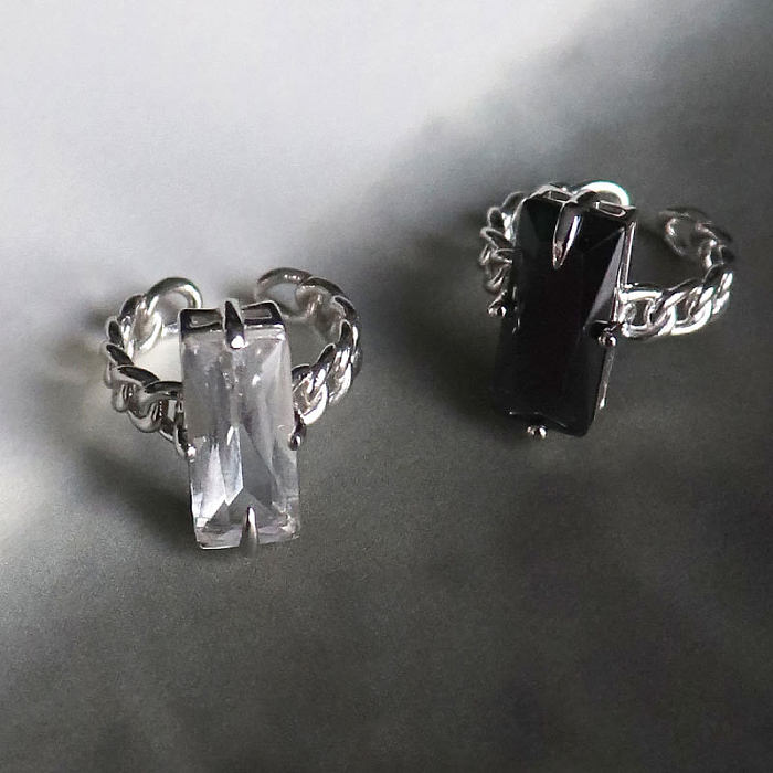 Anillos de diamantes de imitación con incrustaciones de cobre cuadrados de estilo simple