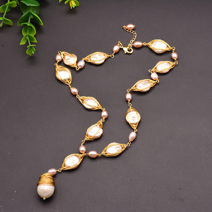 Retro Flower Freshwater Pearl Copper Plating Pendant Necklace