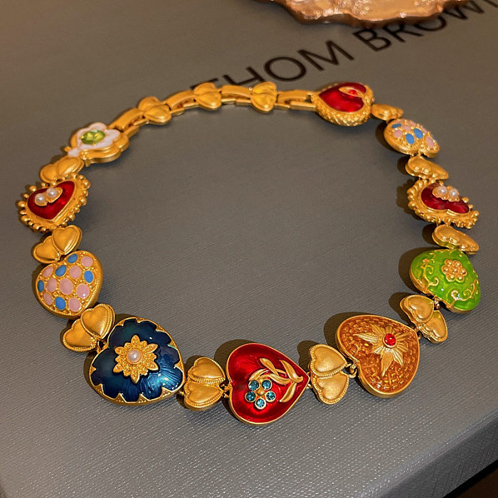 Collier de perles artificielles et strass, Style Vintage, en forme de cœur, incrustation de fleurs en cuivre
