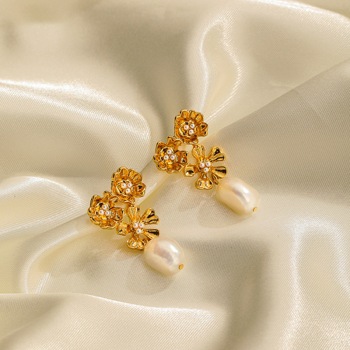 1 Pair Casual Pastoral Commute Flower Plating Inlay Imitation Pearl Copper Artificial Crystal 18K Gold Plated Earrings