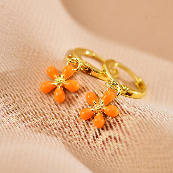 1 paire de boucles d'oreilles pendantes en cuivre plaqué or, fleur de vacances mignonne, plaqué émail