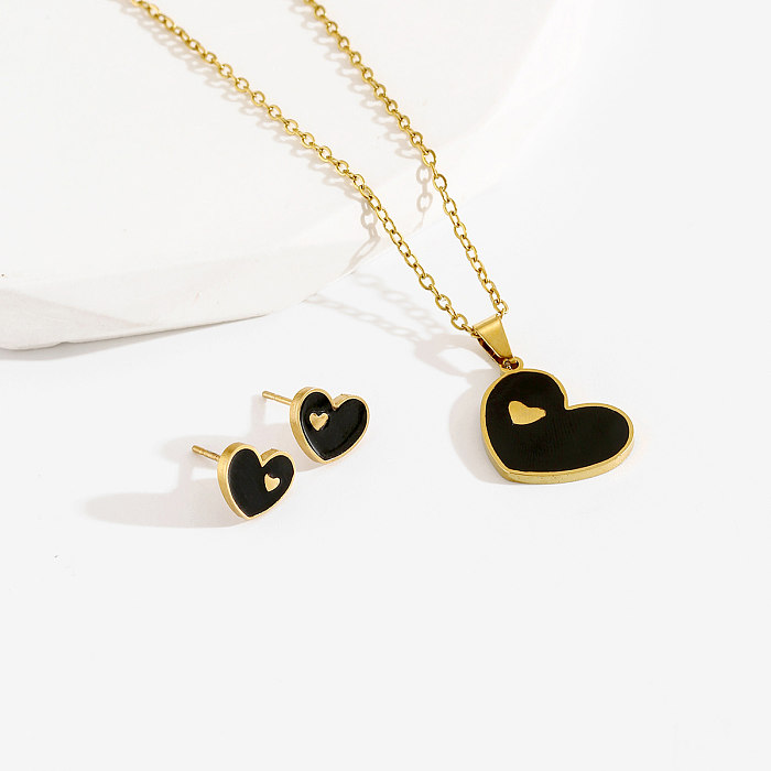 قلادة أقراط نسائية رومانسية على شكل قلب من الفولاذ المقاوم للصدأ مطلية بالذهب عيار 18 قيراط