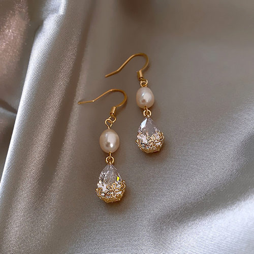 1 Paar elegante, luxuriöse Wassertropfen, Kupfer-Inlay, künstliche Perlen, Zirkon-Ohrringe