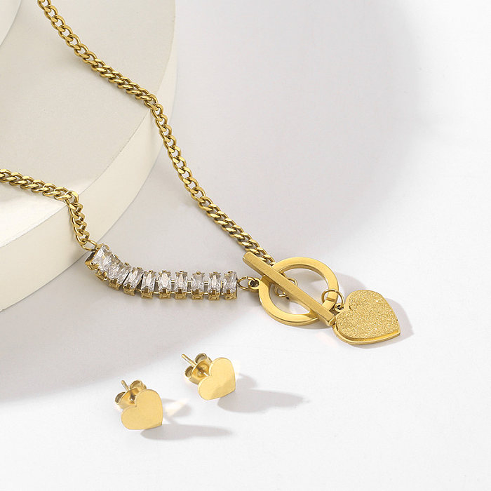Colar de pulseiras banhado a ouro 18K de aço inoxidável borboleta estilo simples