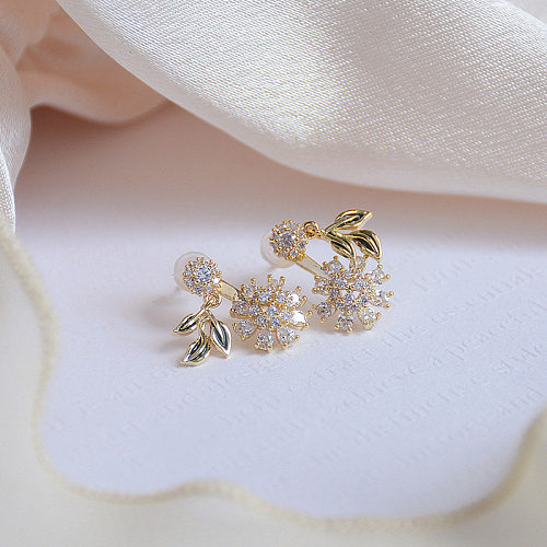 1 Paar elegante, süße Blatt-Blumen-Überzug-Inlay-Kupfer-Zirkon-vergoldete Ohrringe