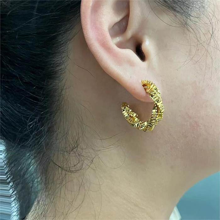 1 paire de boucles d'oreilles pendantes en cuivre plaqué or 24 carats, style classique, en forme de C