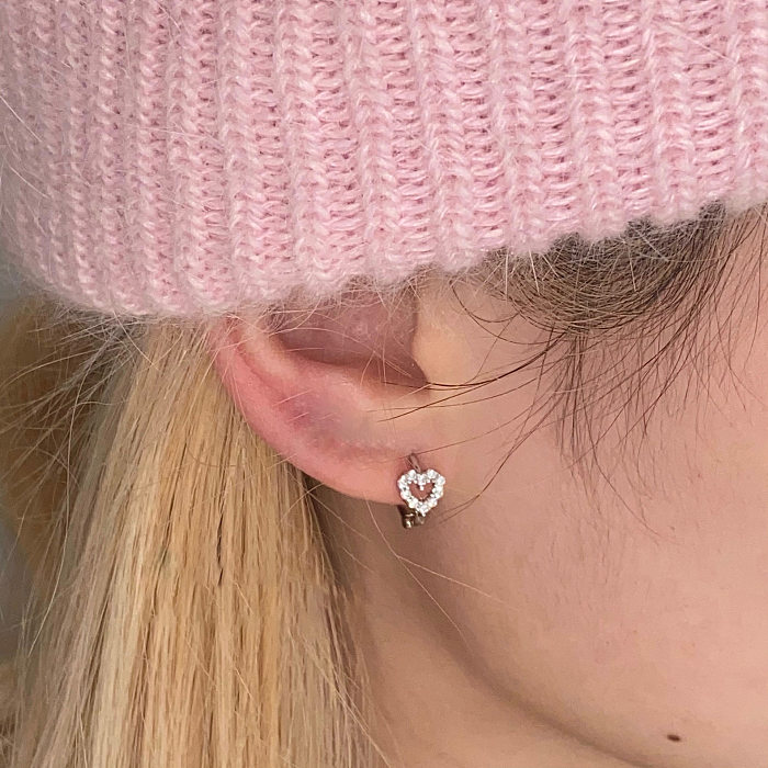 1 Pair Simple Style Heart Shape Copper Inlay Zircon Ear Studs