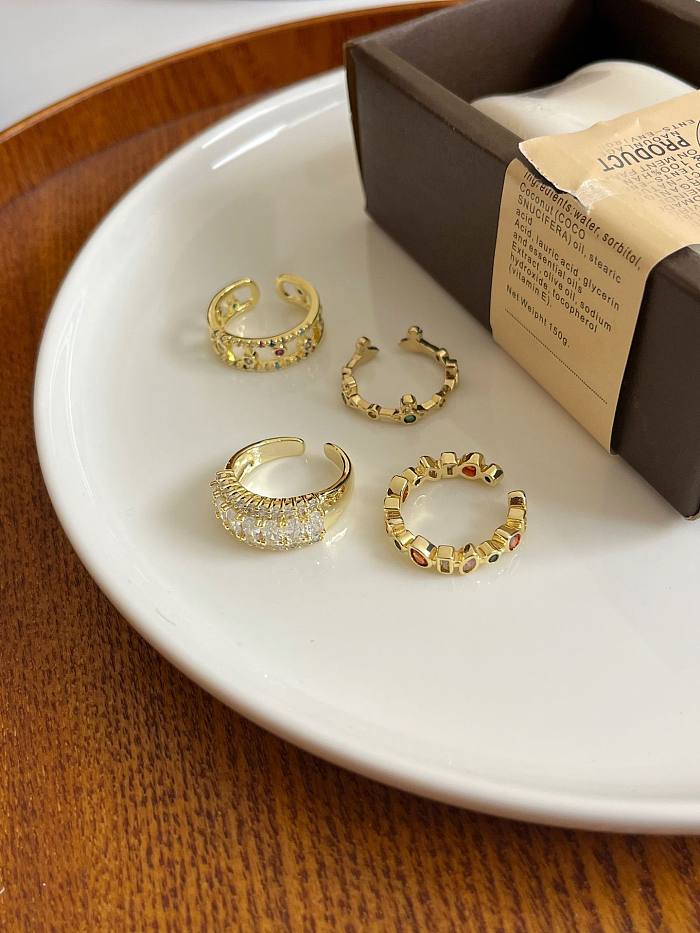 Anillo abierto chapado en oro con diamantes de imitación con incrustaciones de cobre geométrico de vacaciones informales estilo INS
