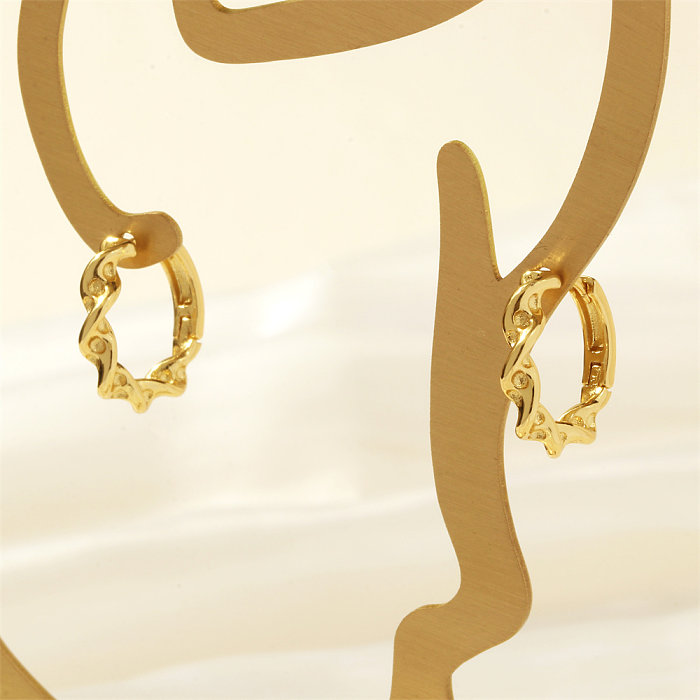 1 Paar einfache, verdrehte Kupfer-Ohrringe mit 18-Karat-Vergoldung