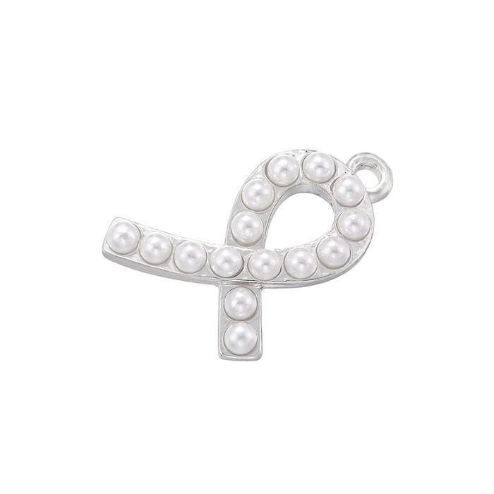 El cobre 18K del nudo del arco del estilo clásico elegante casual plateó los encantos de las perlas artificiales a granel