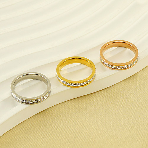 Großhandel mit einfachen, geometrischen Ringen aus Edelstahl mit Inlay und 18 Karat vergoldetem Zirkon