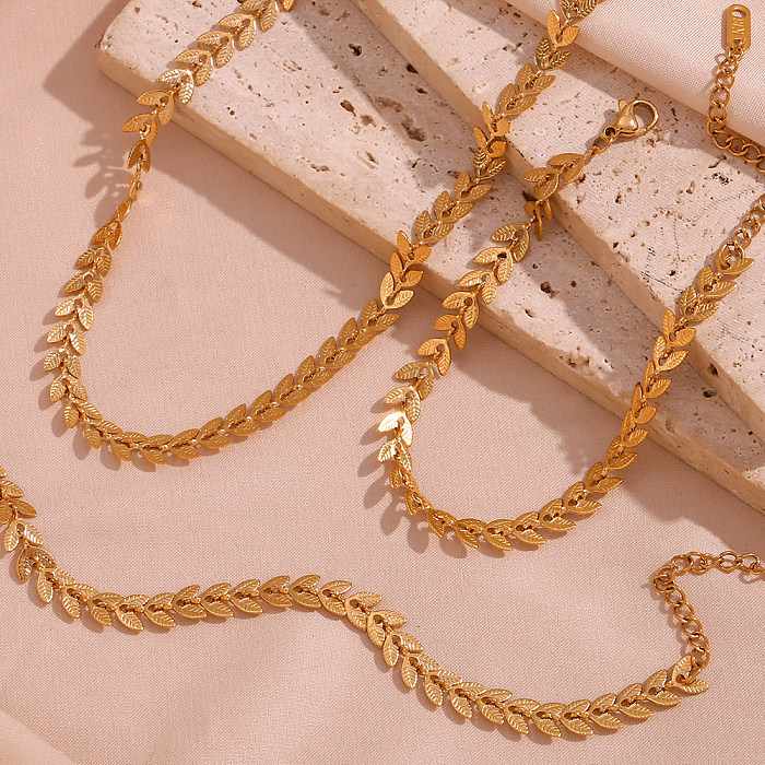 Collar chapado en oro de 18 quilates con revestimiento de acero inoxidable de grano de estilo simple