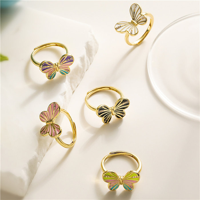 Elegante Strand-Sweet-Schmetterlings-Kupfer-Email-Überzug-Inlay-Zirkon-18-Karat-vergoldete offene Ringe