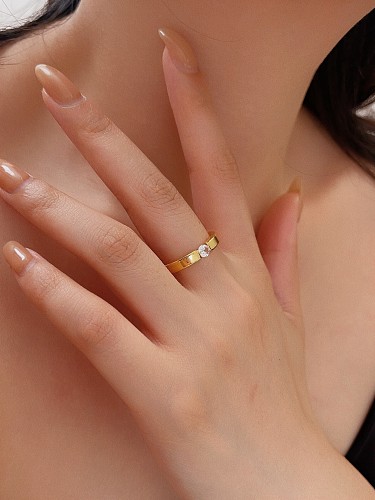 Casual Modern Style Circle Titanium Steel Gold Plated Zircon Rings In Bulk