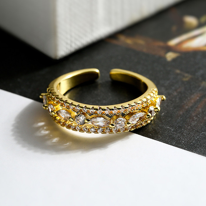 Offene Ringe im Retro-einfachen Stil mit geometrischer Verkupferung und Inlay aus Zirkon, 18 Karat vergoldet