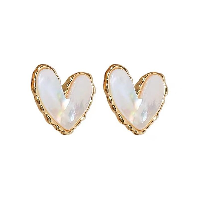 Hochwertige natürliche Herz-Muschel-Perlenkette, Perlmutterfalter-Ohrstecker, frisches Set, schlichtes, raffiniertes Grace-Ornament