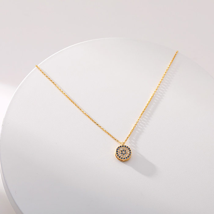 Simple Style Round Copper Gold Plated Rhinestones Pendant Necklace In Bulk
