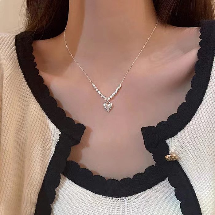 Collier pendentif en placage de cuivre en forme de cœur de style simple et doux
