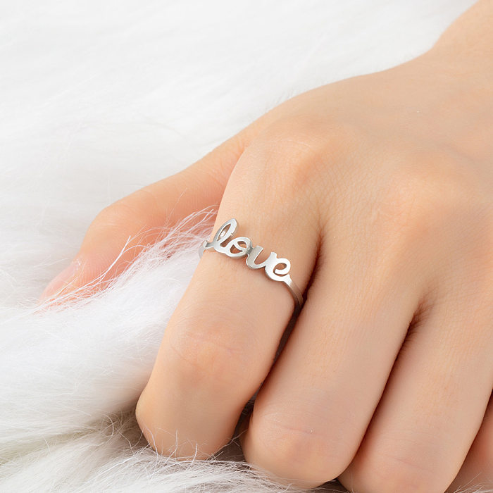 Offener Ring aus Edelstahl mit modischen Buchstaben