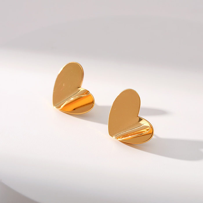Fashion Heart Shape Copper Plating Ear Studs 1 Pair