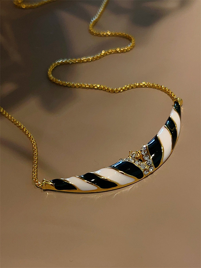 Lässiger schlichter Stil, Streifen-Kupferbeschichtung, Inlay, Zirkon, 18 Karat vergoldete Ohrringe, Halskette