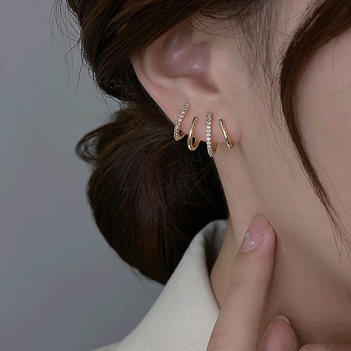 Elegante geometrische Zirkon-Ohrringe mit Kupferbeschichtung, 1 Paar