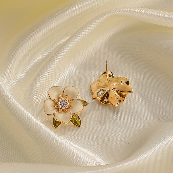 1 par de brincos de orelha de zircônia com pérolas artificiais de cobre pintadas com flor doce