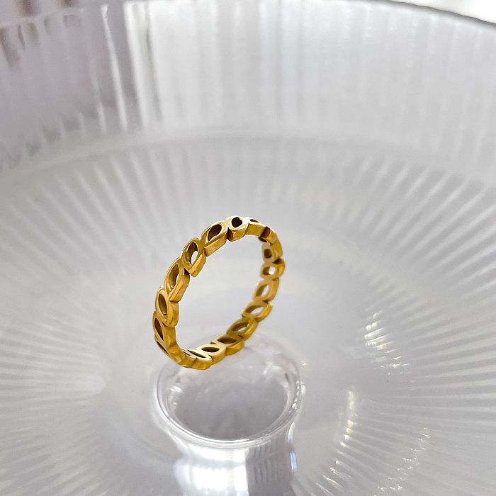 حلقات طلاء فولاذية من التيتانيوم على شكل قلب هندسي على الطراز الكلاسيكي البسيط
