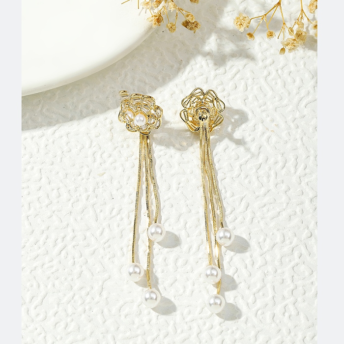 1 Pair Elegant Vintage Style Flower Plating Inlay Copper Artificial Pearls Zircon 18K Gold Plated Drop Earrings