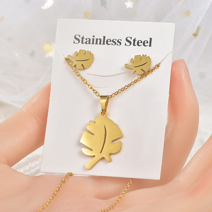 Fashion Star Tree Heart Shape Titanium Steel Hollow Out Women'S Earrings Necklace 1 Set