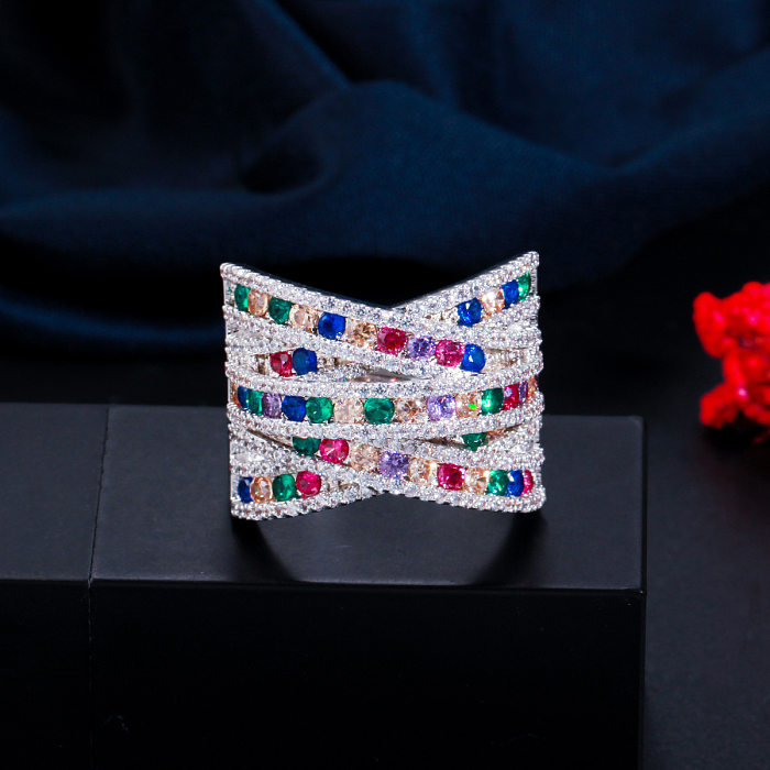 Breiter, offener Ring mit Mikropavé aus farbigem Zirkonia für Damen