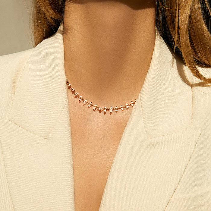 Lässige, schlichte Halskette mit runder Kupferperlenkette