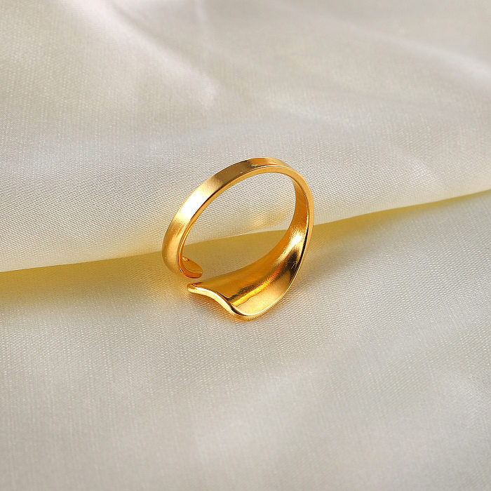 Europäischer und amerikanischer 18-Karat-vergoldeter Edelstahl-Spezialring mit offenem Ring und geometrischem Ring