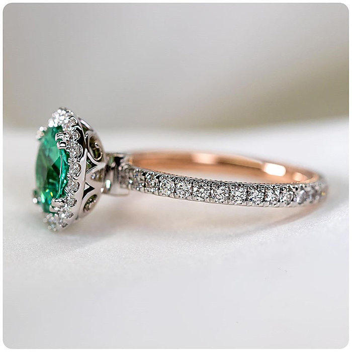 New Fashion Copper Zircon Ladies Ring Silver-plated Micro-emerald Ring