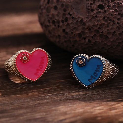 Anéis abertos de cobre em forma de coração com letras elegantes para senhora